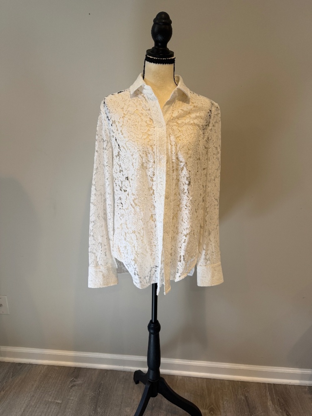 GENERATION LOVE Oversized White Lace Button Down shirt Size S